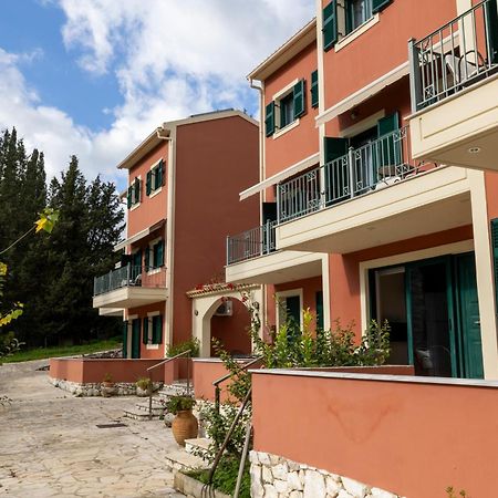 Vivi'S Apartments Agia Efimia Esterno foto