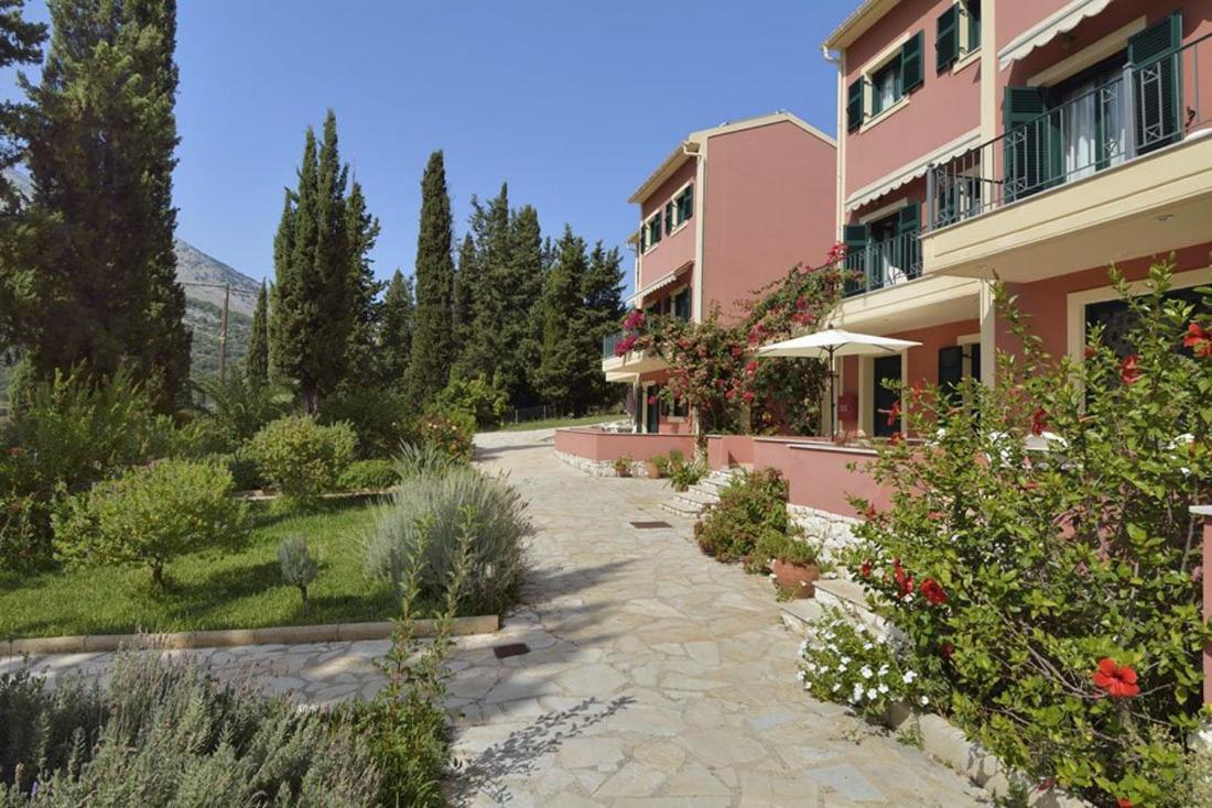 Vivi'S Apartments Agia Efimia Esterno foto