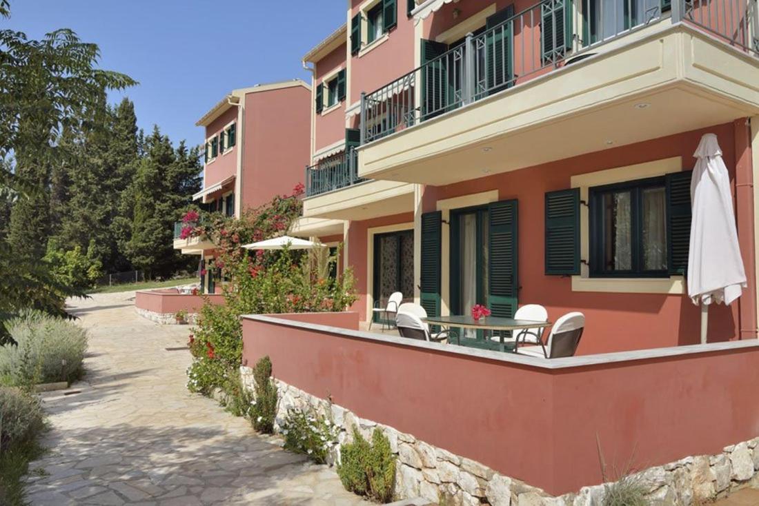 Vivi'S Apartments Agia Efimia Esterno foto